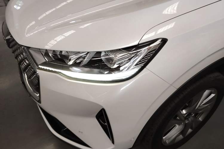 Used Haval H6 2021 3rd Generation 1.5T Automatic Two-Wheel-Drive Supreme Left Front Headlight