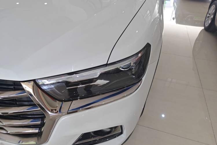 Used Haval H6 2021 National Trend Edition 1.5T Automatic Champion Version Left Front Headlight