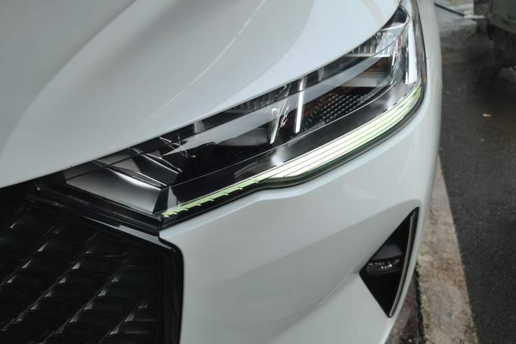 Used Haval H6 2021 3rd Generation 2.0T Automatic Two-Wheel Drive Max Left Front Headlight