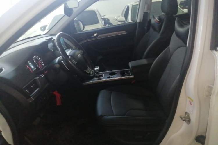 Used Haval H6 2021 Sport Edition 1.5T Automatic Elite Smart Connectivity Model U-Shape Grille Left Front Seat