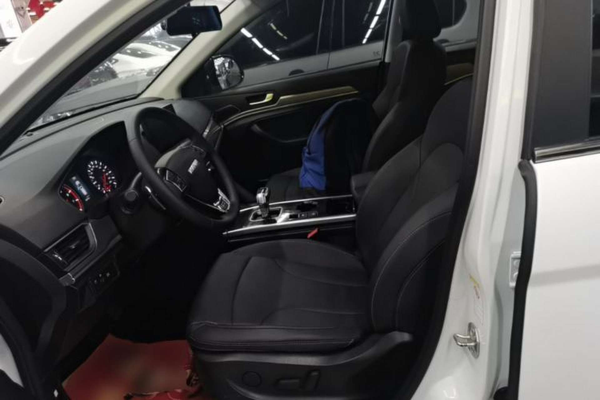 Used Haval H6 2021 Sport Edition 1.5T Automatic Elite Smart Connectivity Model U-Shape Grille Left Front Seat