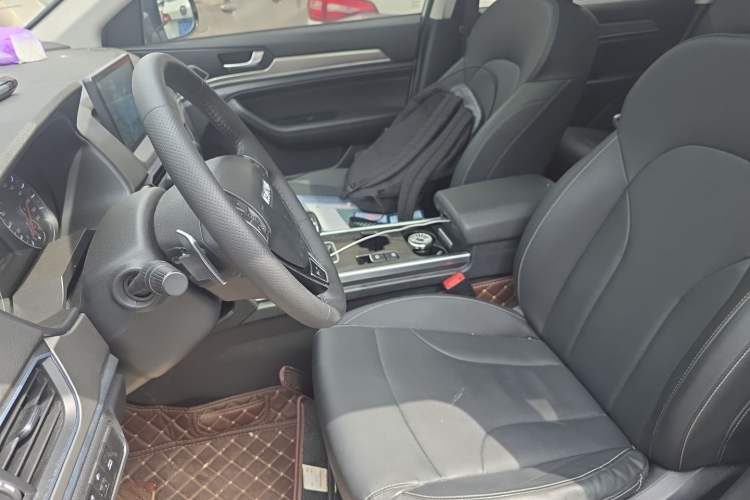 Used Haval H6 2021 Sport Edition 1.5T Automatic Elite Smart Connectivity Model U-Shape Grille Left Front Seat