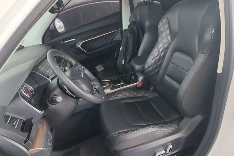Used Haval H6 2021 1.5 GDIT Automatic Champion Edition Left Front Seat