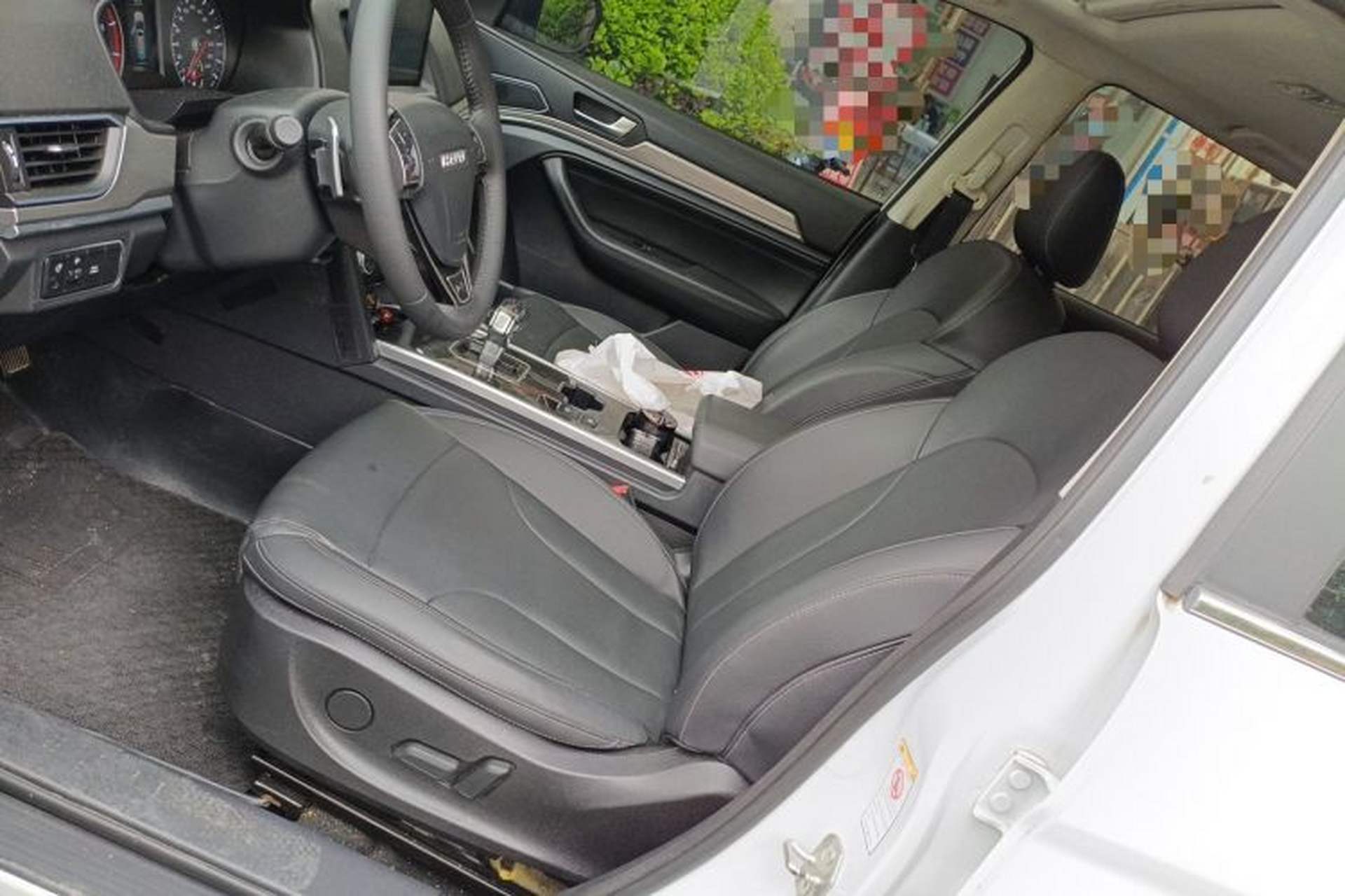 Used Haval H6 2021 Sport Edition 1.5T Automatic Elite Smart Connectivity Model with Hexagonal Grille Left Front Seat