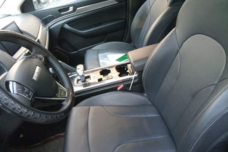 Used Haval H6 2021 Sport Edition 1.5T Automatic Elite Smart Connectivity Model with Hexagonal Grille Left Front Seat