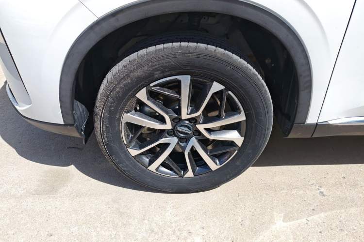 Used Haval H6 2021 3rd Generation 1.5T Automatic Two-Wheel Drive Pro Left Front Wheel Hub