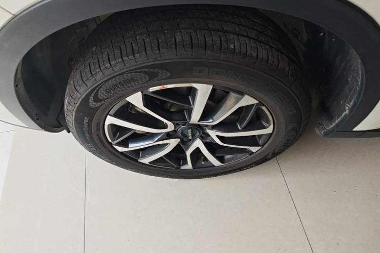 Used Haval H6 2021 3rd Generation 1.5T Automatic Two-Wheel Drive Pro Left Front Wheel Hub
