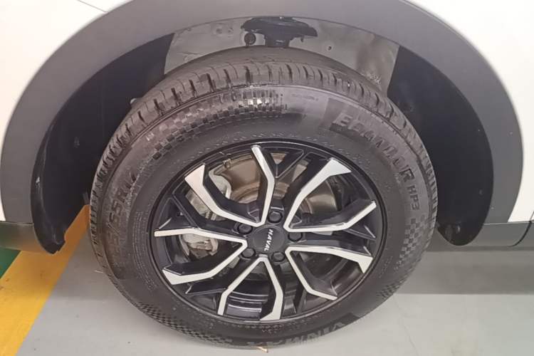 Used Haval H6 2021 National Trend Edition 1.5T Automatic Urban Version Left Front Wheel Hub