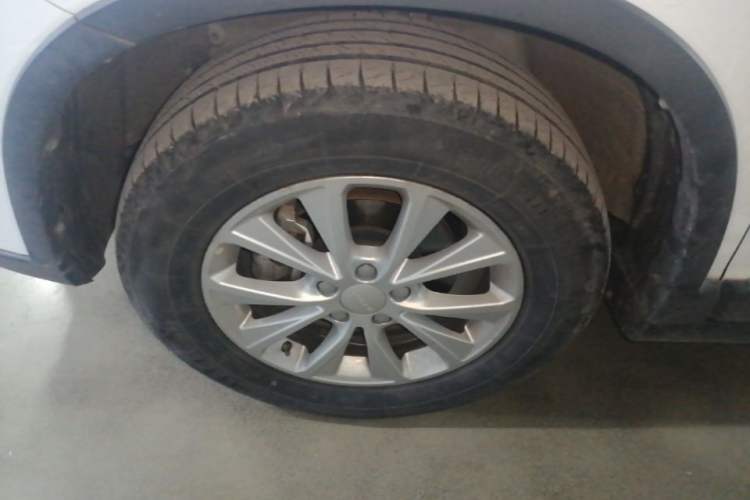 Used Haval H6 2021 Sport Edition 1.5T Automatic Elite Smart Connectivity Model U-Shape Grille Left Front Wheel Hub