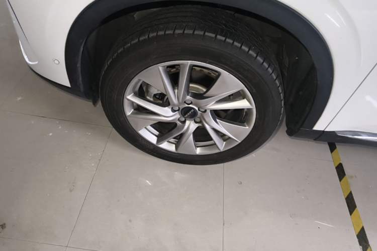 Used Haval H6 2021 3rd Generation 1.5T Automatic Two-Wheel-Drive Supreme Left Front Wheel Hub