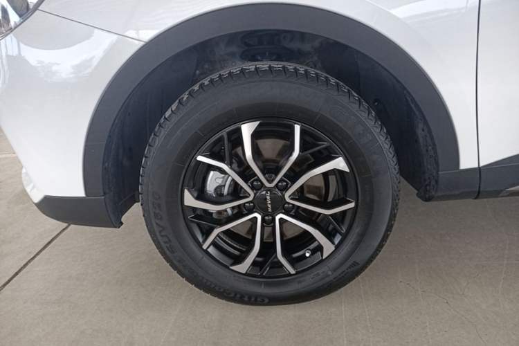 Used Haval H6 2021 National Trend Edition 1.5T Automatic Urban Version Left Front Wheel Hub