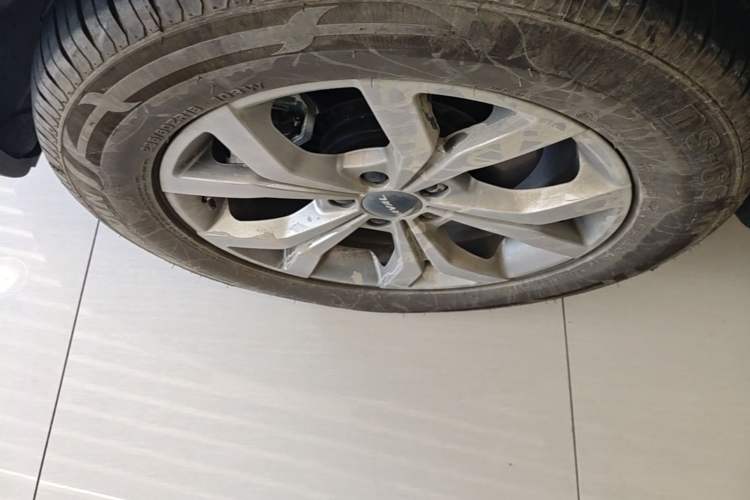 Used Haval H6 2021 National Trend Edition 1.5T Automatic Champion Version Left Front Wheel Hub