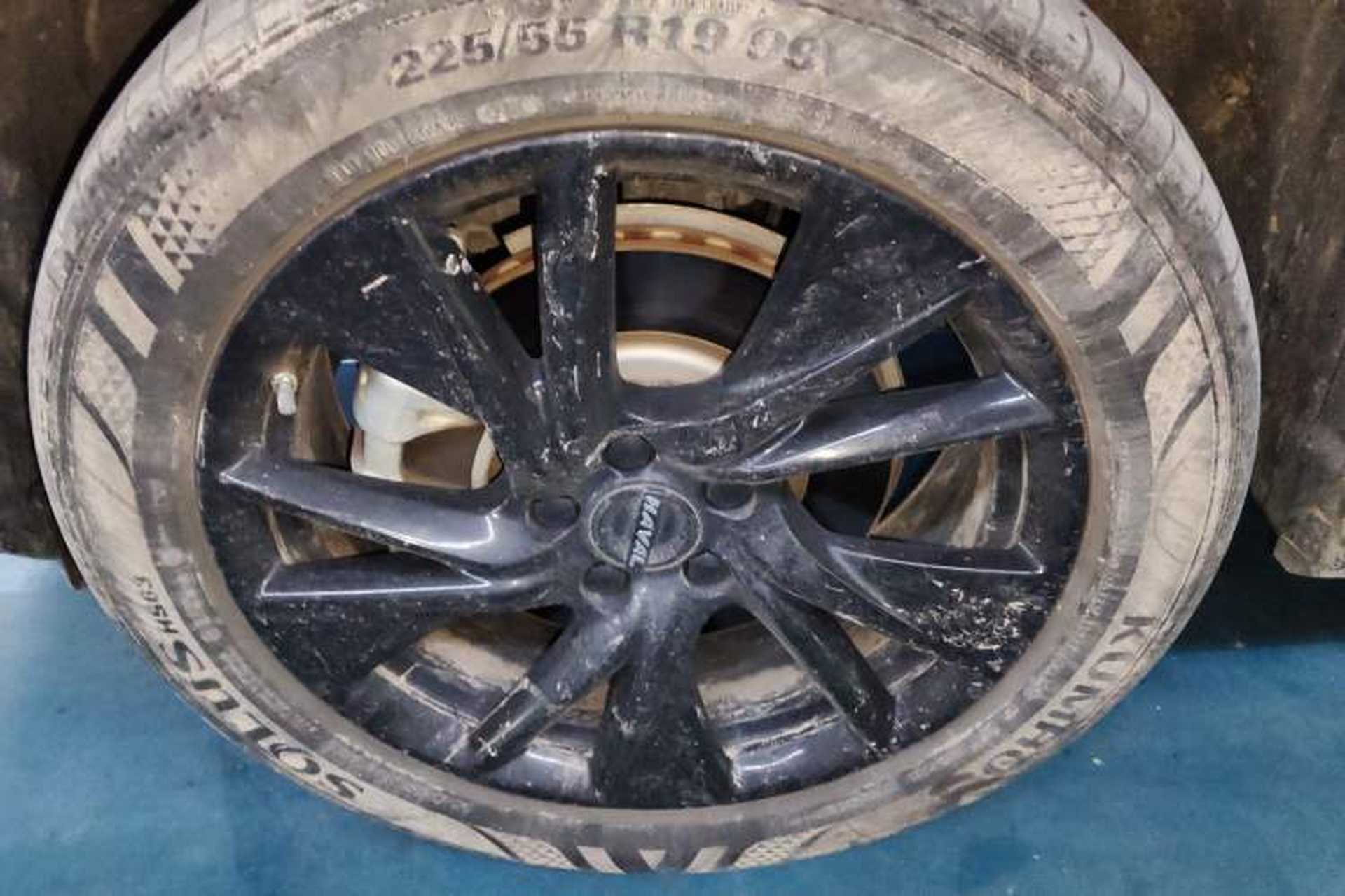 Used Haval H6 2021 3rd Generation 2.0T Automatic Two-Wheel Drive Max Left Front Wheel Hub