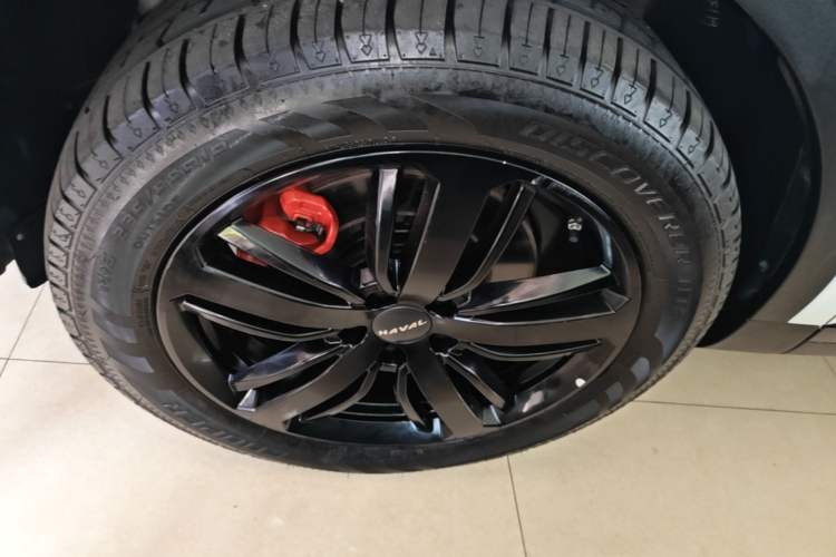 Used Haval H6 2021 2.0 GDIT Automatic GT Luxury Edition Left Front Wheel Hub