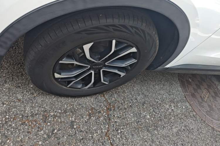 Used Haval H6 2021 National Trend Edition 1.5T Automatic Urban Version Left Front Wheel Hub