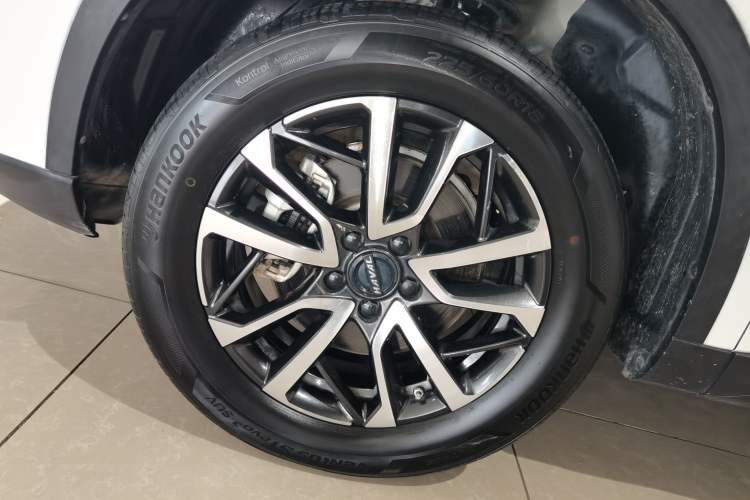 Used Haval H6 2021 3rd Generation 1.5T Automatic Two-Wheel Drive Pro Left Front Wheel Hub
