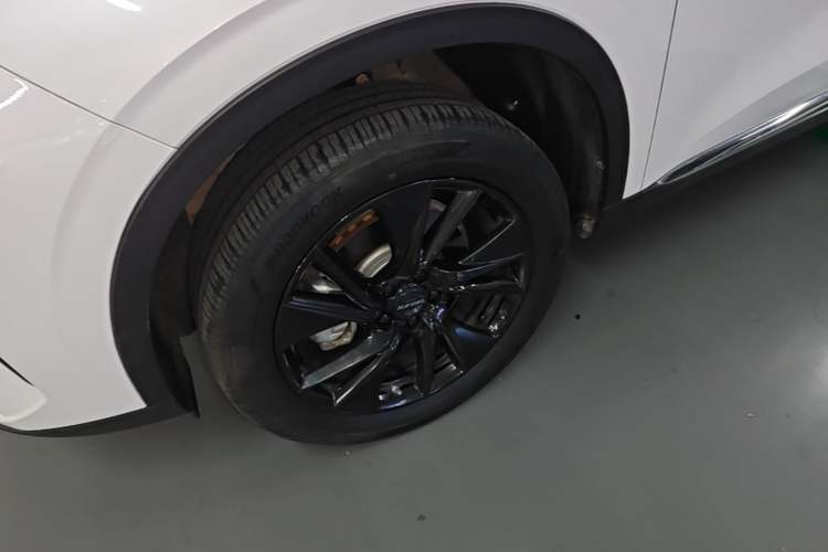 Used Haval H6 2021 3rd Generation 2.0T Automatic Two-Wheel Drive Max Left Front Wheel Hub