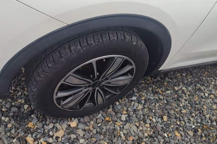 Used Haval H6 2021 1.5 GDIT Automatic Champion Edition Left Front Wheel Hub