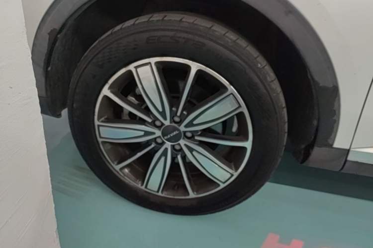 Used Haval H6 2021 1.5 GDIT Automatic Champion Edition Left Front Wheel Hub