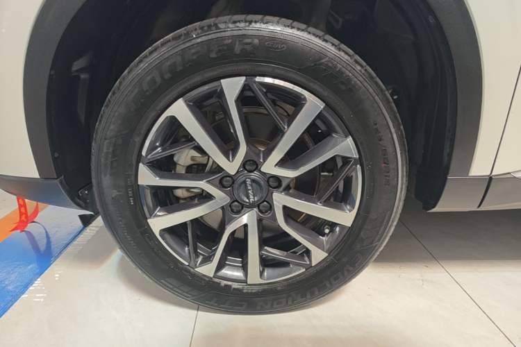 Used Haval H6 2021 3rd Generation 1.5T Automatic Two-Wheel Drive Max Left Front Wheel Hub