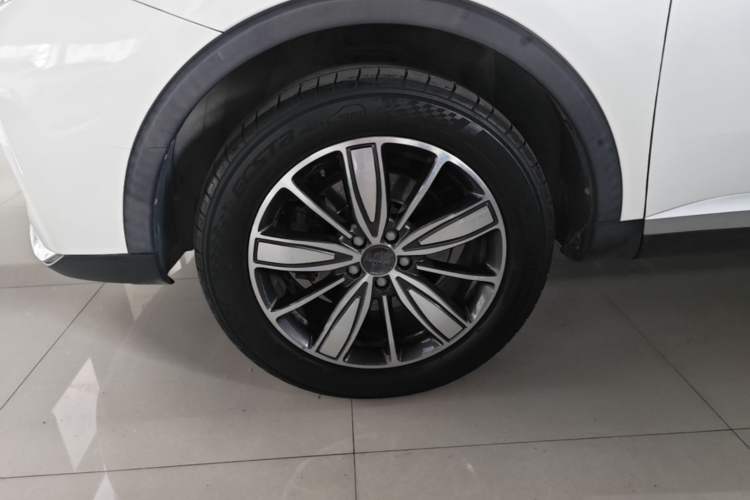 Used Haval H6 2021 1.5 GDIT Automatic Champion Edition Left Front Wheel Hub