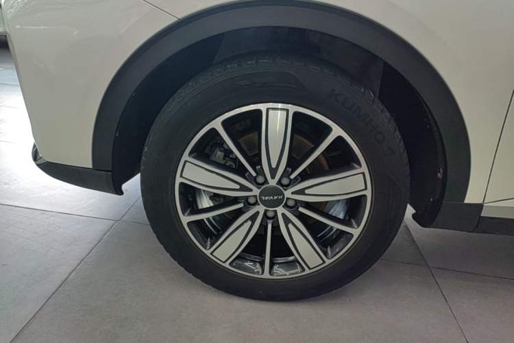 Used Haval H6 2021 1.5T Automatic Champion Edition Left Front Wheel Hub