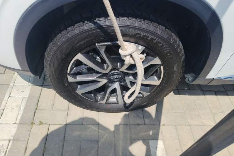 Used Haval H6 2021 3rd Generation 1.5T Automatic Two-Wheel Drive Pro Left Front Wheel Hub