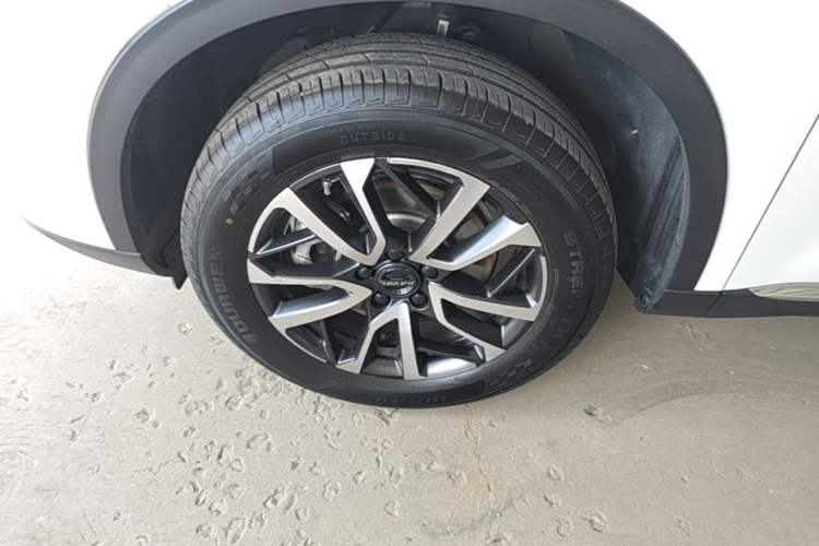 Used Haval H6 2021 3rd Generation 1.5T Automatic Two-Wheel Drive Pro Left Front Wheel Hub
