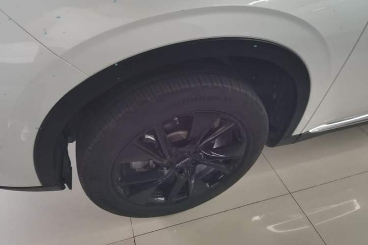 Used Haval H6 2021 3rd Generation 2.0T Automatic All-Wheel Drive Max Left Front Wheel Hub