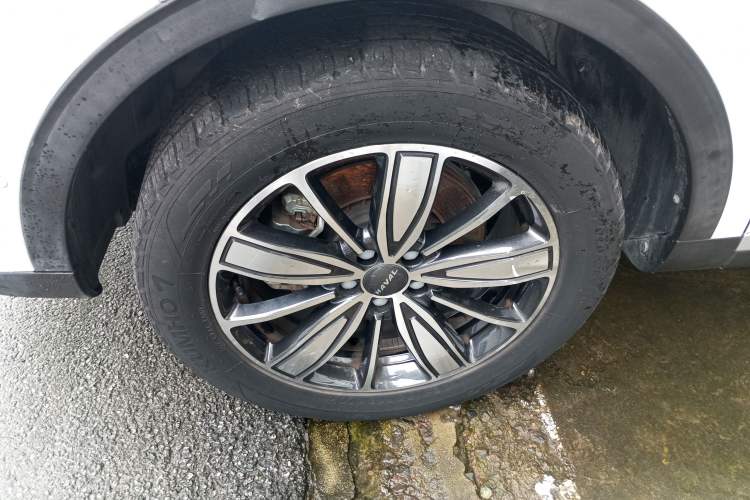 Used Haval H6 2021 1.5 GDIT Automatic Ultra-Luxury Edition Left Front Wheel Hub