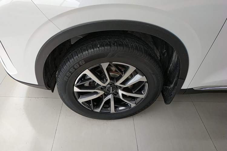 Used Haval H6 2021 3rd Generation 1.5T Automatic Two-Wheel Drive Pro Left Front Wheel Hub
