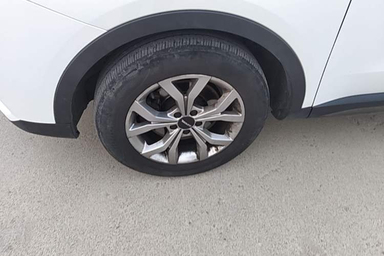 Used Haval H6 2021 National Trend Edition 1.5T Automatic Champion Version Left Front Wheel Hub