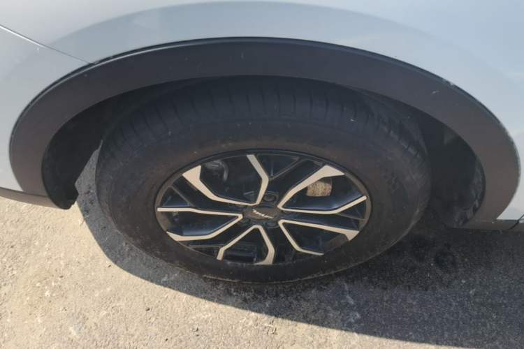 Used Haval H6 2021 National Trend Edition 1.5T Automatic Urban Version Left Front Wheel Hub