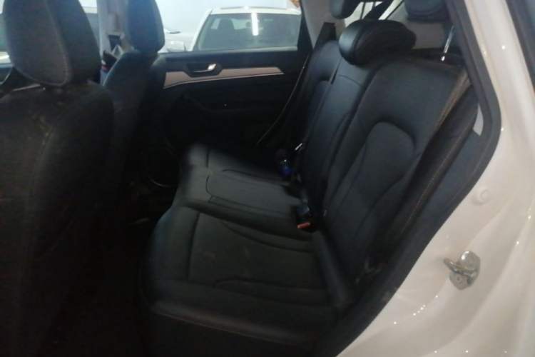 Used Haval H6 2021 Sport Edition 1.5T Automatic Elite Smart Connectivity Model U-Shape Grille Left Rear Seat