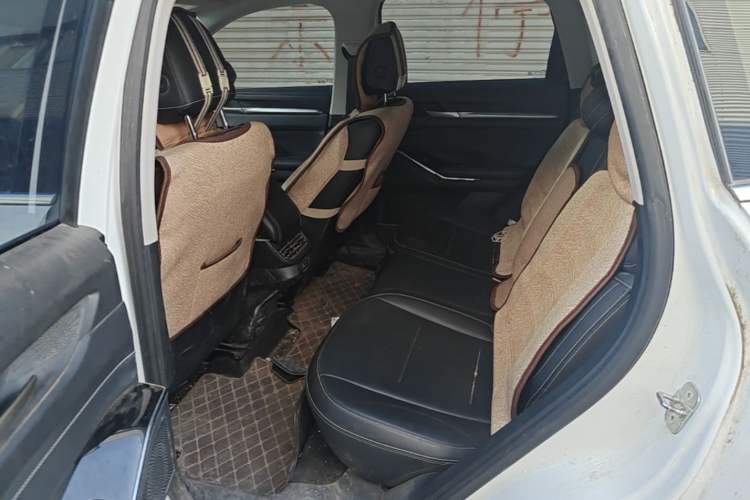 Used Haval H6 2021 3rd Generation 1.5T Automatic Two-Wheel Drive Max Left Rear Seat