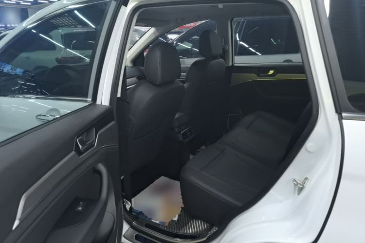 Used Haval H6 2021 Sport Edition 1.5T Automatic Elite Smart Connectivity Model U-Shape Grille Left Rear Seat