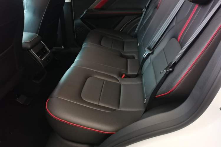Used Haval H6 2021 China Trend Edition 1.5 GDIT Automatic Champion Version Left Rear Seat
