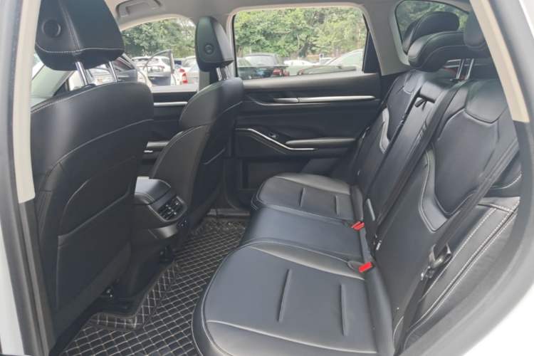 Used Haval H6 2021 3rd Generation 1.5T Automatic Two-Wheel Drive Max Left Rear Seat