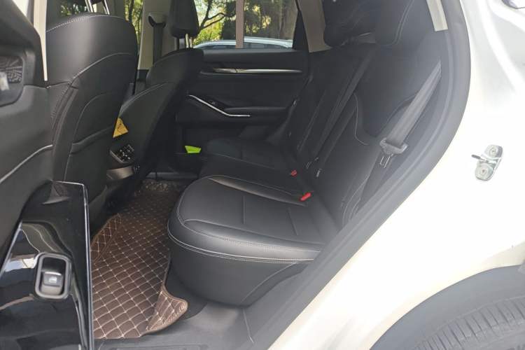 Used Haval H6 2021 3rd Generation 1.5T Automatic Two-Wheel Drive Max Left Rear Seat