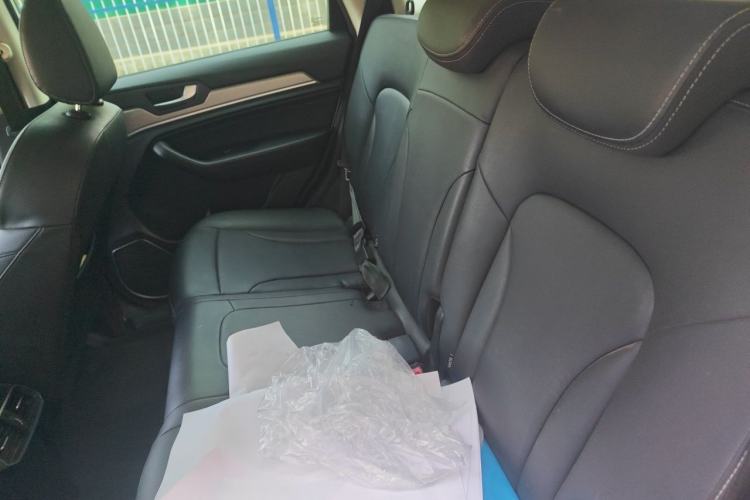 Used Haval H6 2021 Sport Edition 1.5T Automatic Elite Smart Connectivity Model with Hexagonal Grille Left Rear Seat