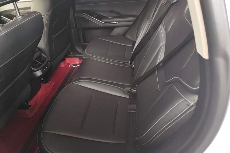Used Haval H6 2021 3rd Generation 1.5T Automatic Two-Wheel-Drive Supreme Left Rear Seat