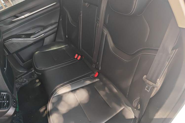 Used Haval H6 2021 3rd Generation 1.5T Automatic Two-Wheel Drive Max Left Rear Seat