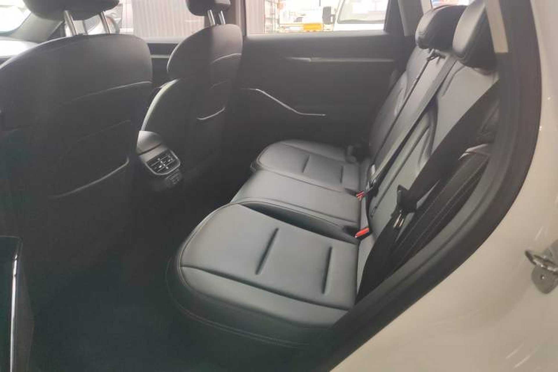 Used Haval H6 2021 3rd Generation 2.0T Automatic Two-Wheel Drive Max Left Rear Seat