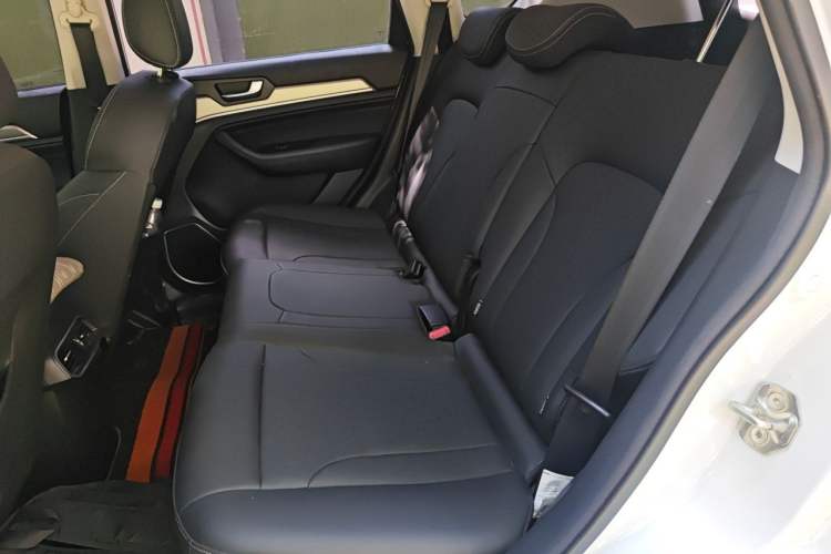 Used Haval H6 2021 Sport Edition 1.5T Automatic Elite Smart Connectivity Model U-Shape Grille Left Rear Seat