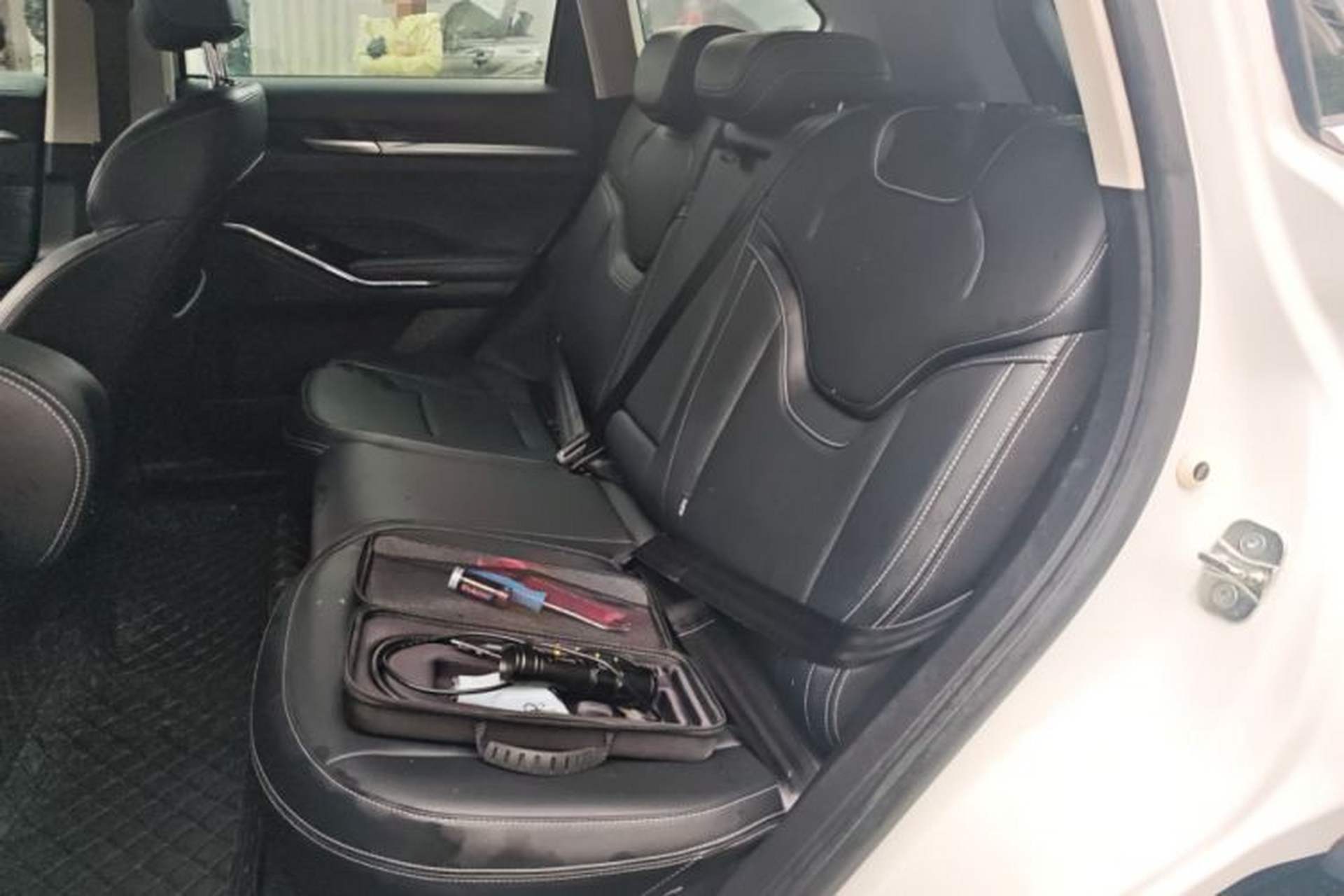 Used Haval H6 2021 3rd Generation 1.5T Automatic Two-Wheel Drive Max Left Rear Seat