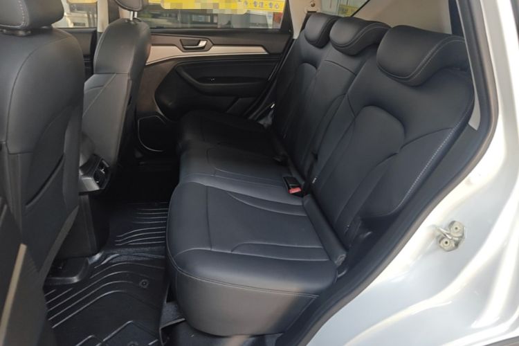 Used Haval H6 2021 Sport Edition 1.5T Automatic Elite Smart Connectivity Model U-Shape Grille Left Rear Seat
