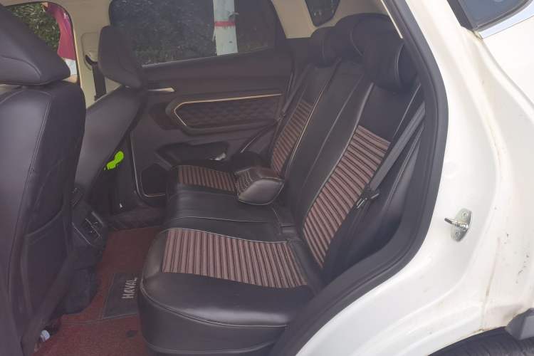 Used Haval H6 2021 1.5 GDIT Automatic Luxury Edition Left Rear Seat