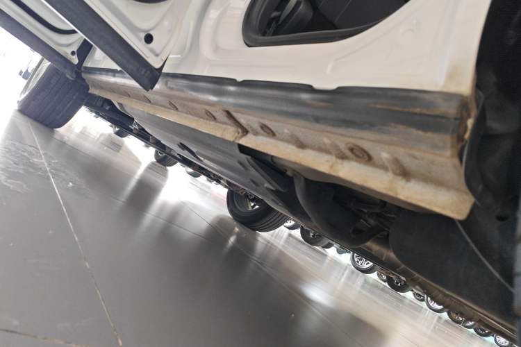 Used Haval H6 2021 3rd Generation 1.5T Automatic Two-Wheel-Drive Supreme Left Side Sill