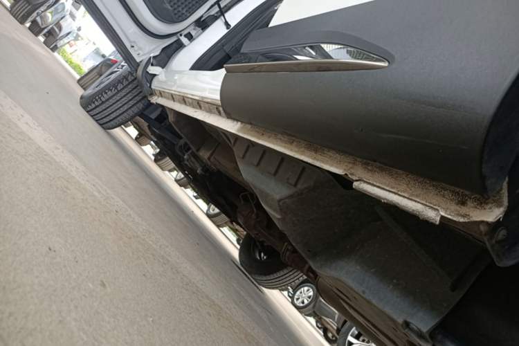 Used Haval H6 2021 National Trend Edition 1.5T Automatic Urban Version Left Side Sill