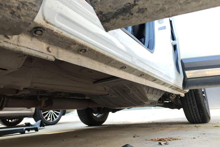 Used Haval H6 2021 National Trend Edition 1.5T Automatic Urban Version Left Side Sill